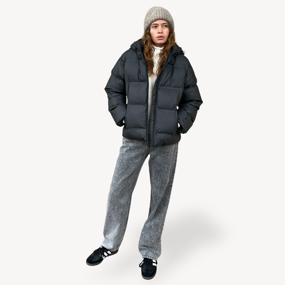 Damen Wintermantel Schwarz Kapuzenpufferjacke - IdealeKleiden