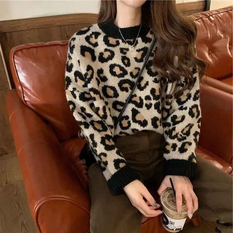 Modisches Kleid | Leopardenpullover Trendy Frauen - IdealeKleiden