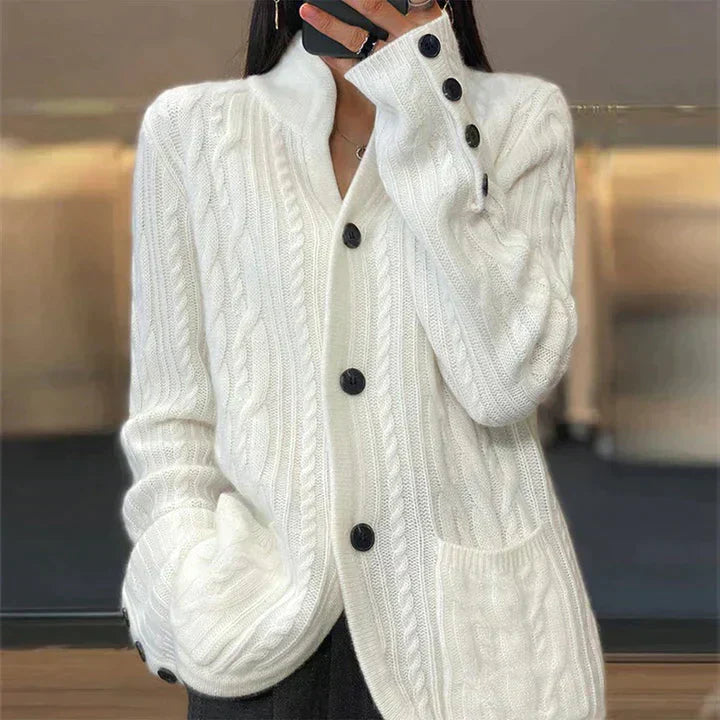 Weiße Strickjacke Damen Eleganz - IdealeKleiden