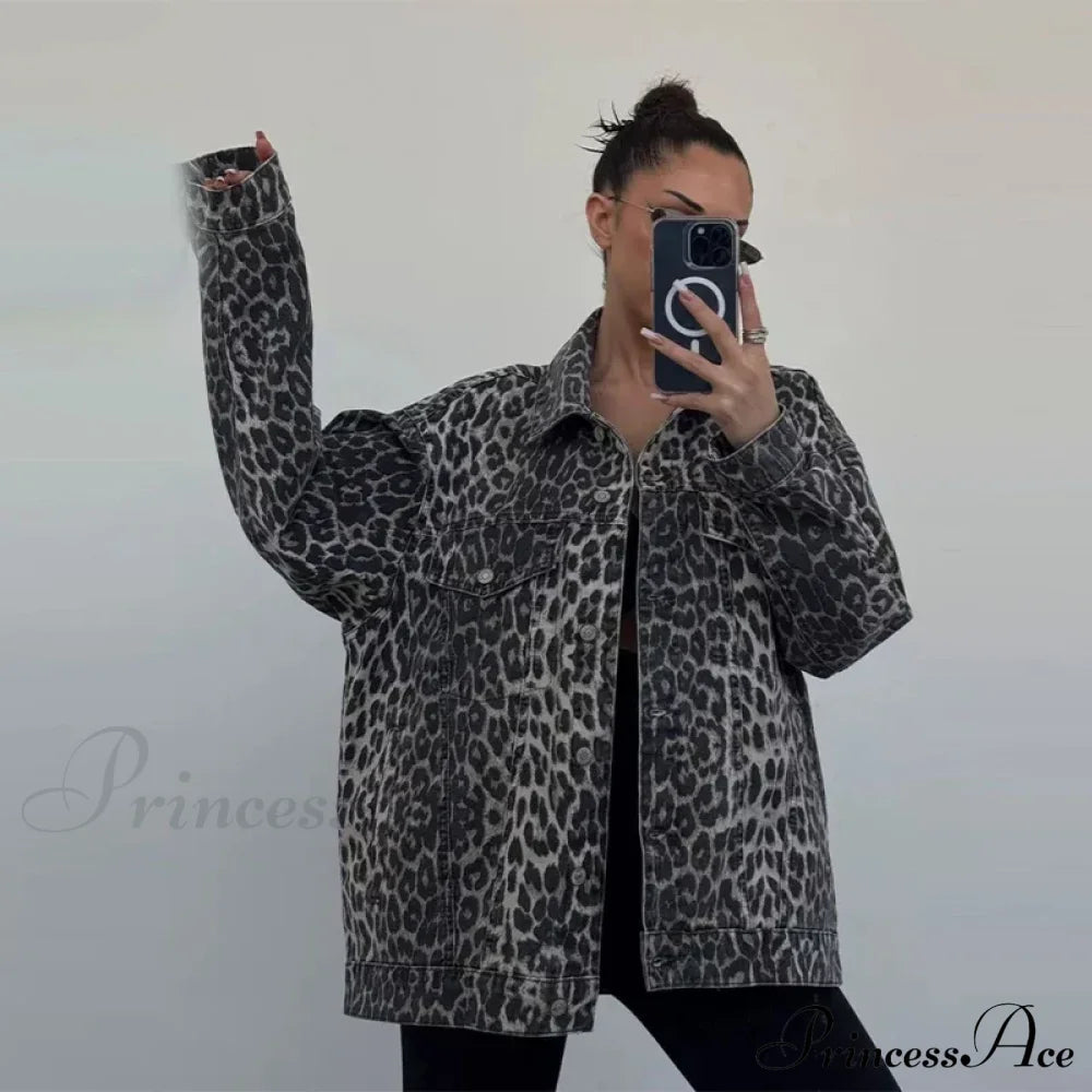 Schicke Denimjacke Slim Fit Leoparden Muster