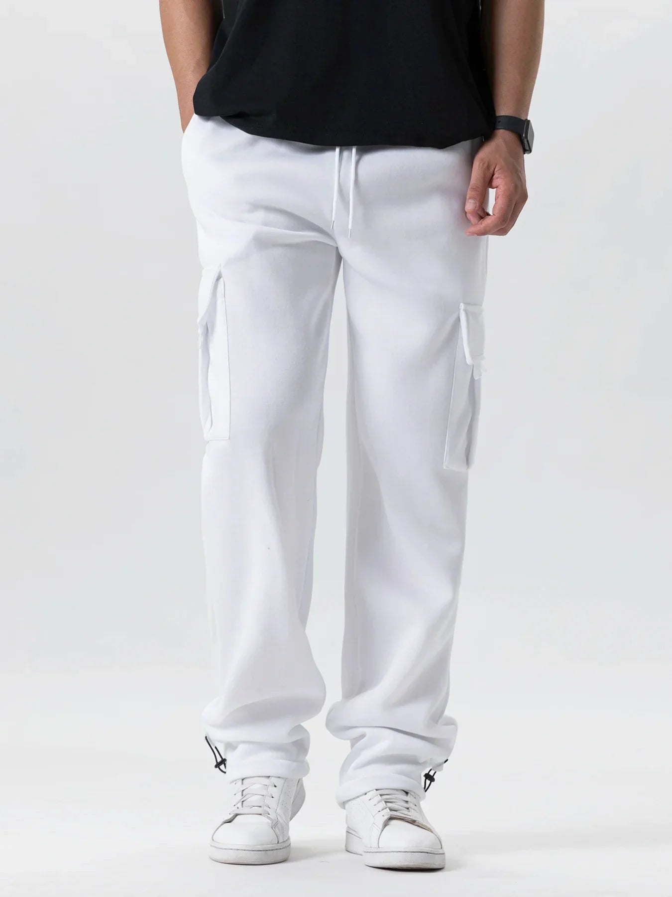 Bequeme Herren Jogginghose mit Geradem Bein und Kordelzug