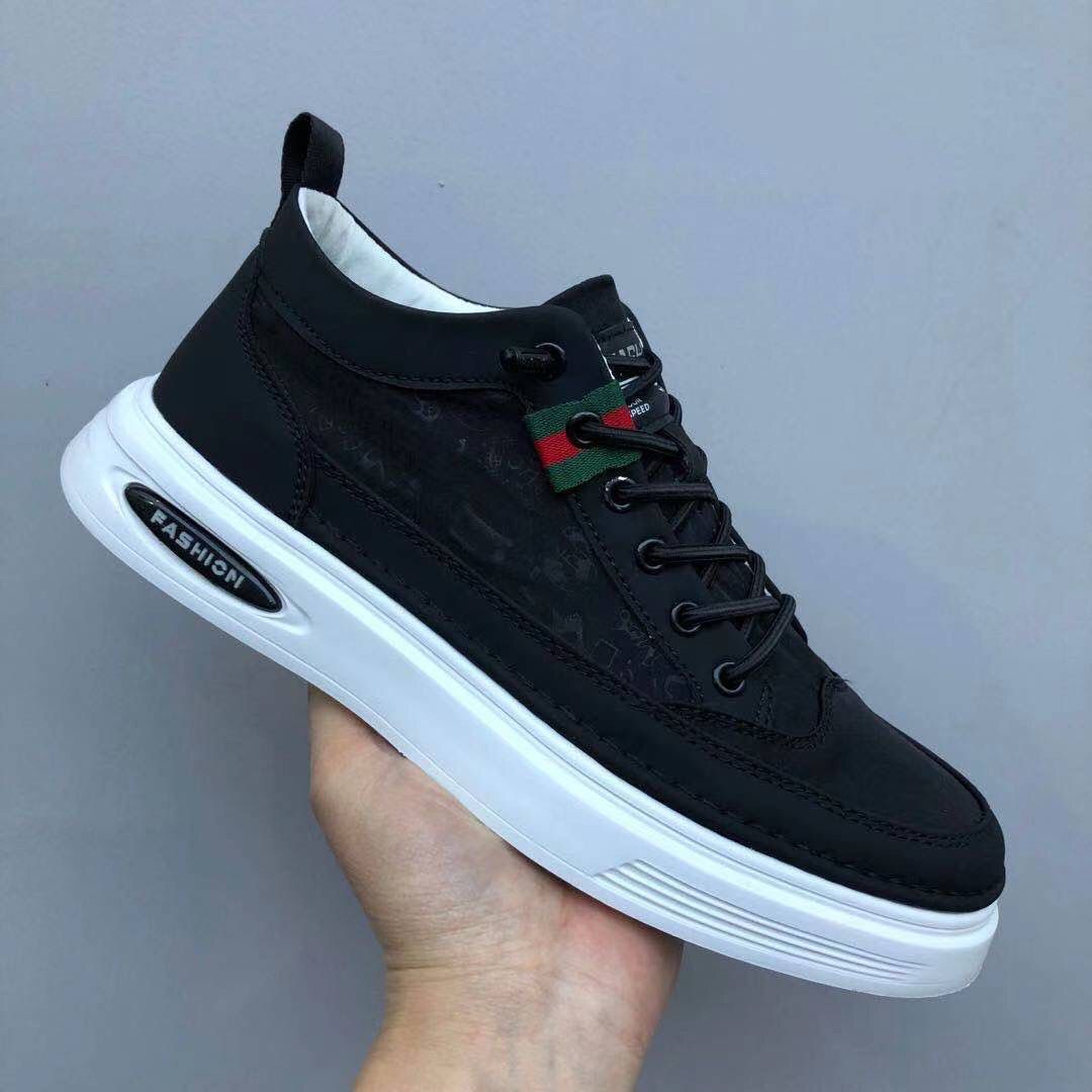 Bequeme Herren Wanderschuhe atmungsaktiv