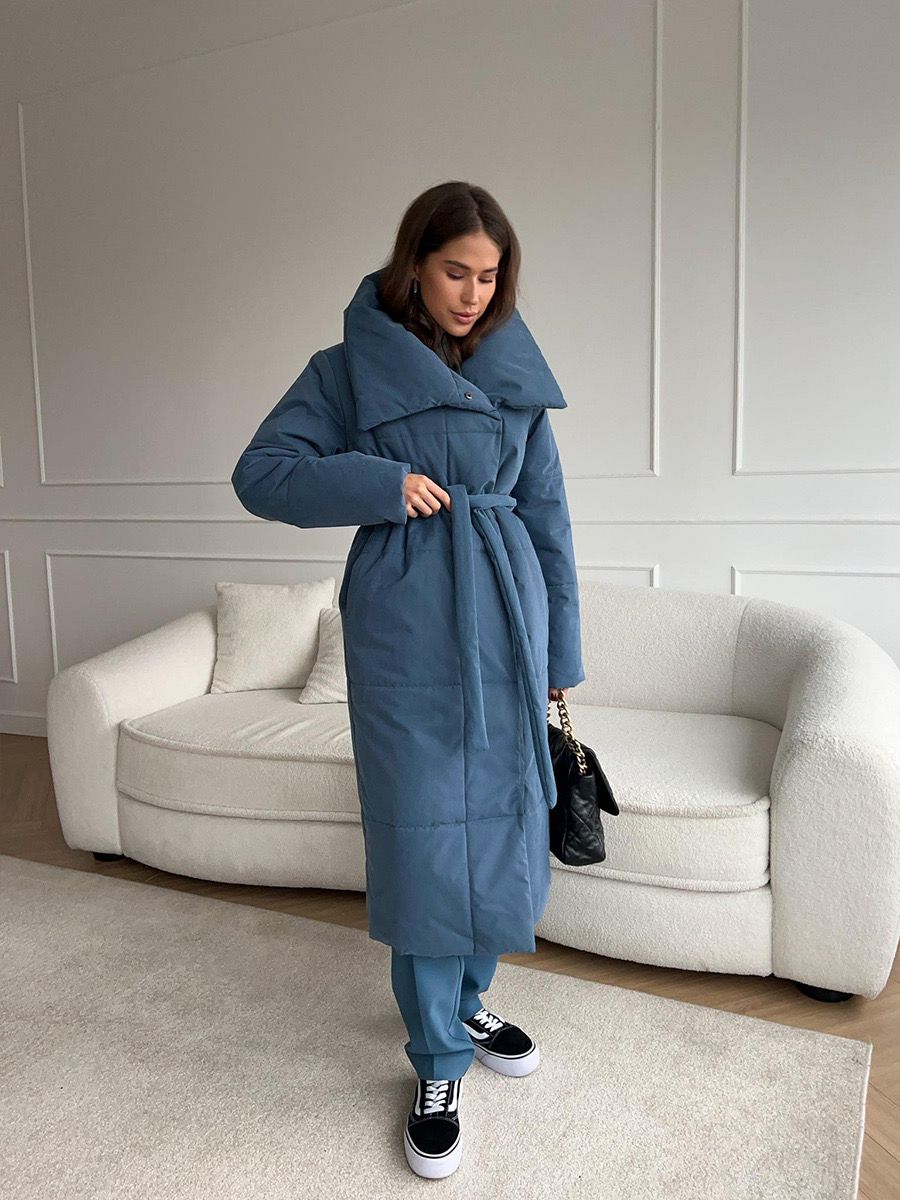 Warme Damen Pufferjacke mit Gürtel und Hochkragen