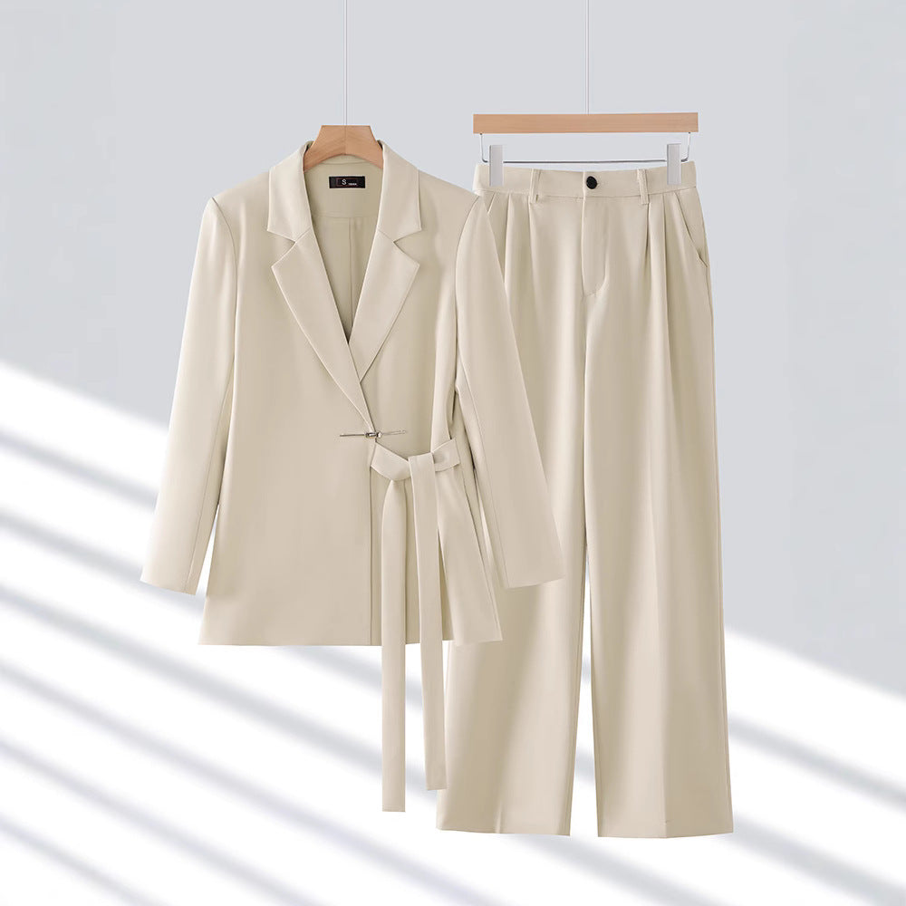 Elegante Jumpsuit Maßanfertigung Taillierte Blazerpassform Luxusstoff