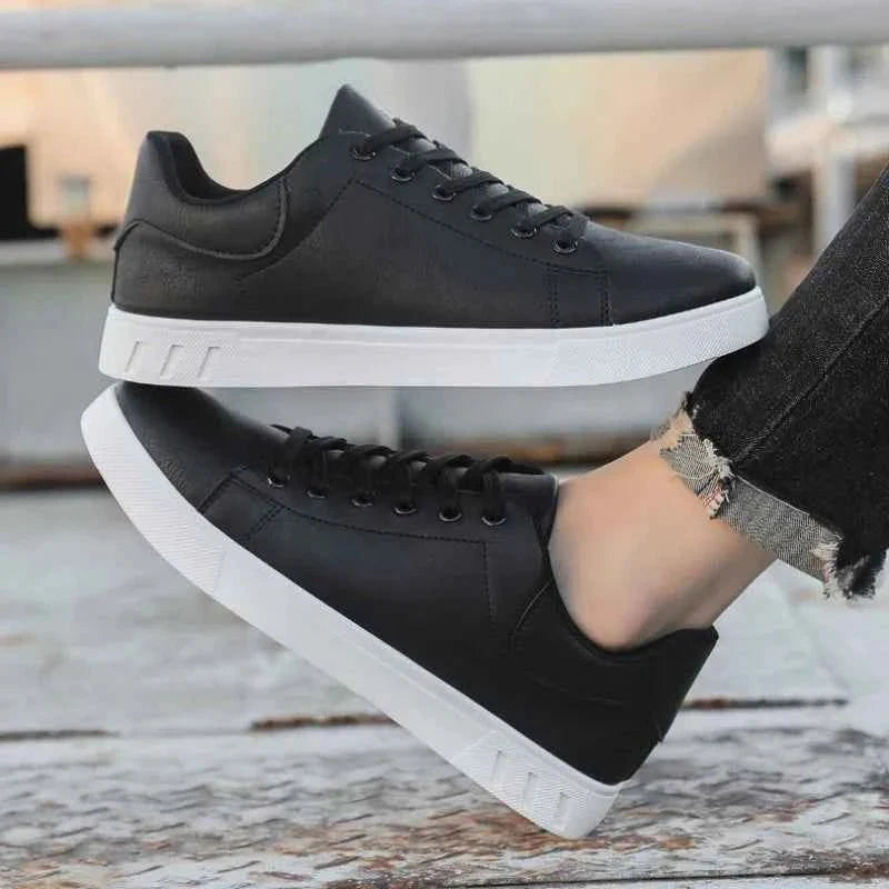 Stylische Herren Sneaker Schwarz