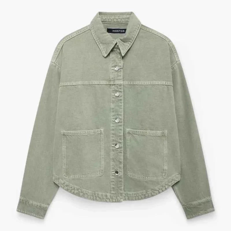 Stilvolle Blaujeans-Jacke Trendy Look