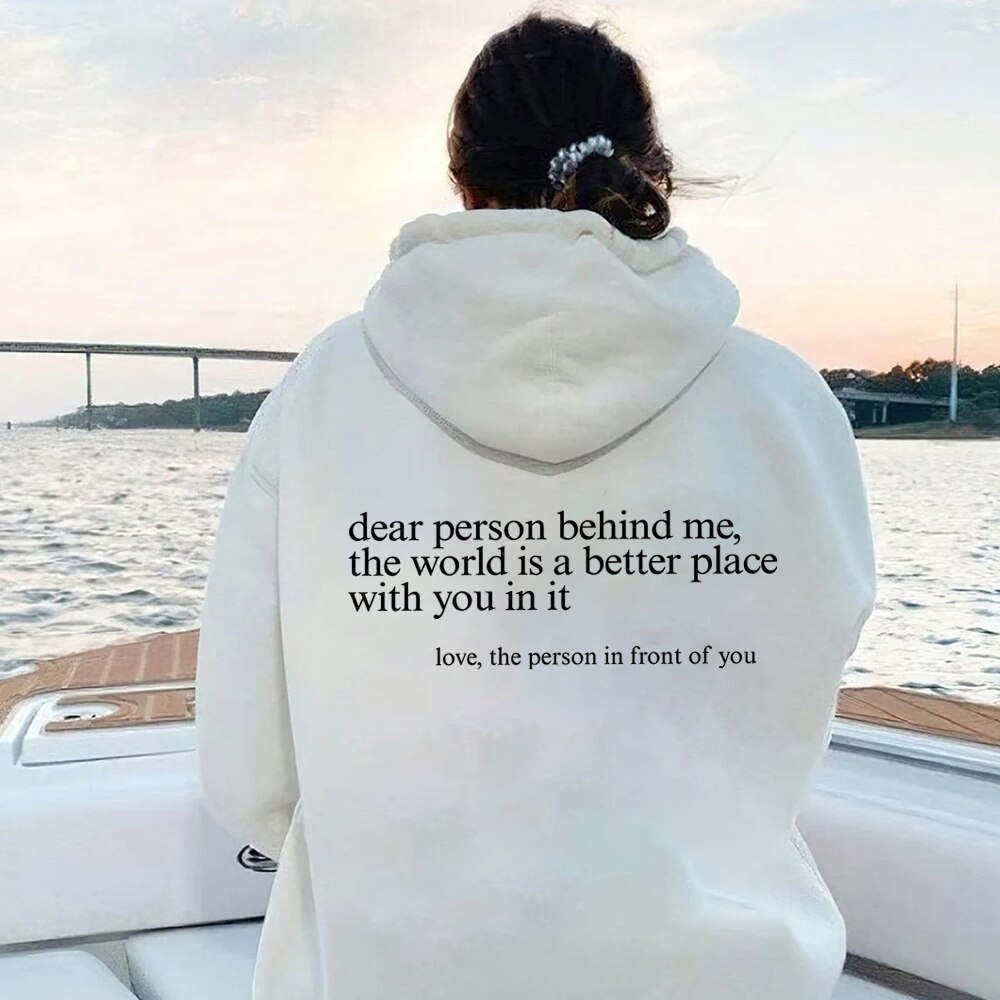 Stylishes Hoodie mit coolem Rücken-Design - IdealeKleiden