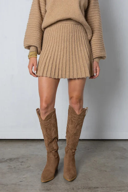 Chices Set aus Plisseepullover und Rock Damen