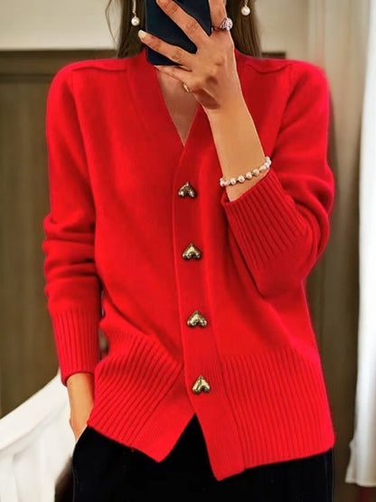 Weicher Cardigan mit Goldenen Herzknöpfen