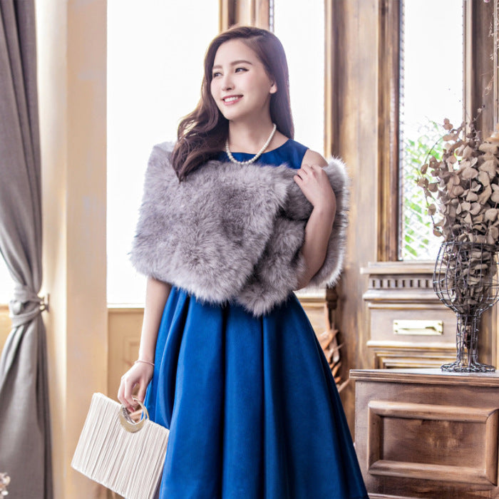 Damen Pelzcape Elegant Weich Voluminös