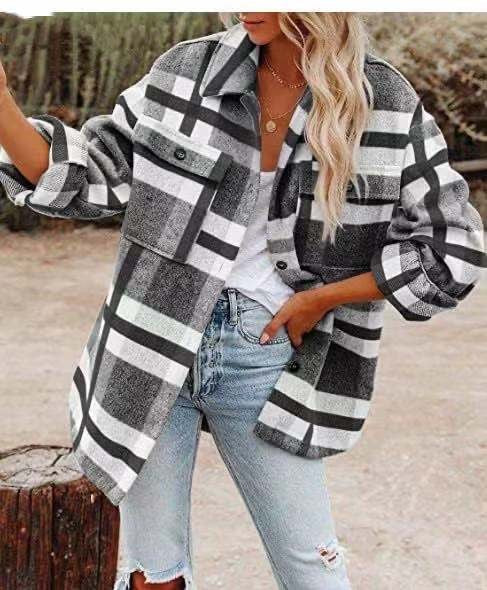 Übergroße Karo Shirtjacke Lang mit Brusttasche