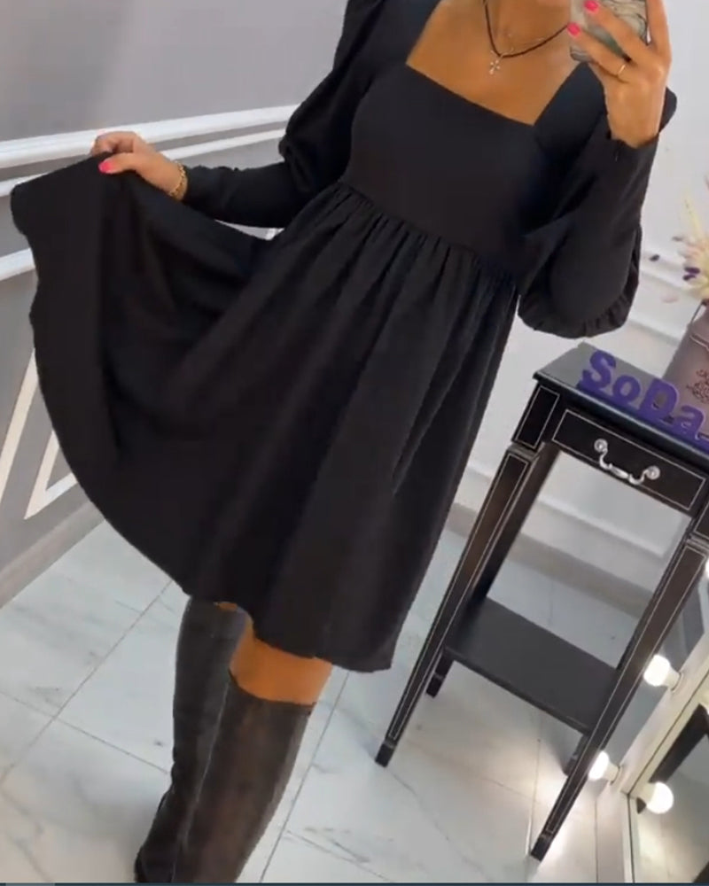Modisches A-Linie Kleid mit Quadratausschnitt