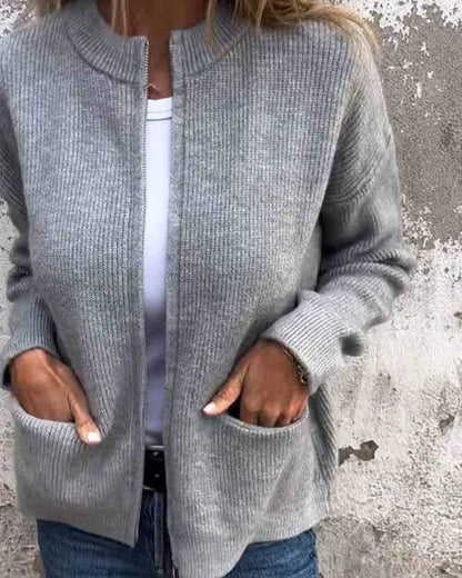 Elegante Damenjacke Mit Klassischem Reißverschluss