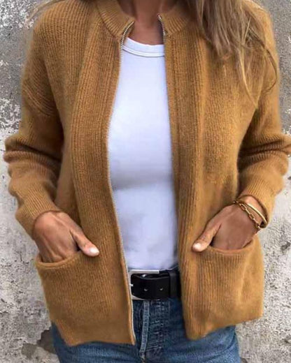 Elegante Damenjacke Mit Klassischem Reißverschluss