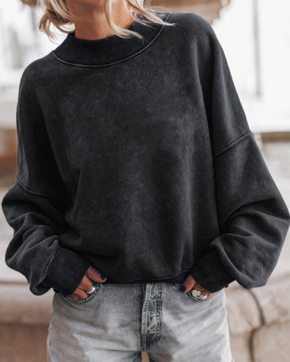 Stilvoller Weißer Pullover Modern Geschefftet