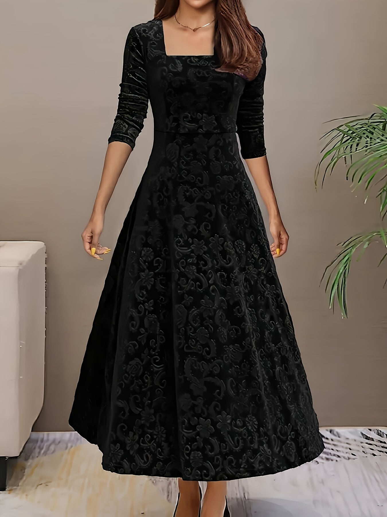 Elegantes Damenkleid Floralmuster Samt