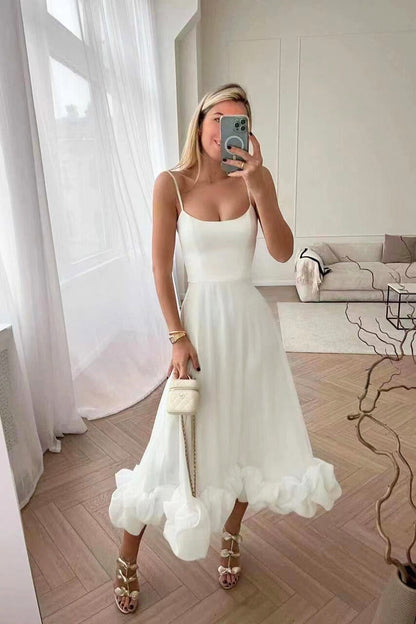 Elegantes Damenkleid Hochzeitsgast Rüschendesign