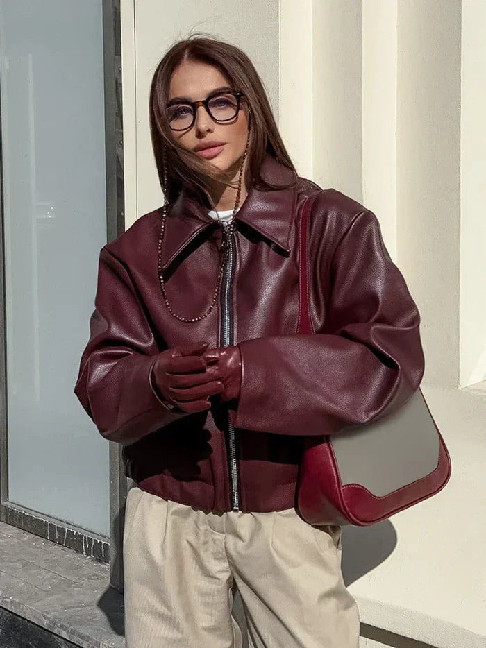 Stylische Rote Lederjacke Damen - IdealeKleiden