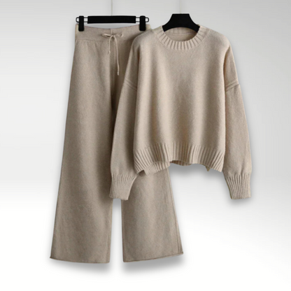 Elegantes Tricot-Kleid mit Kordelverschluss