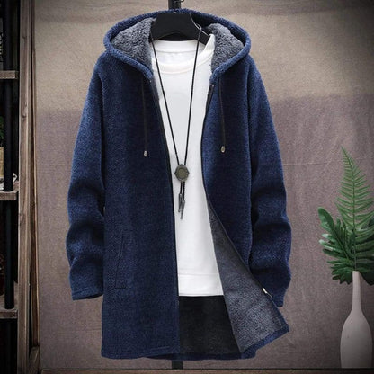 Warme Winterjacke mit Kapuze und Reißverschluss