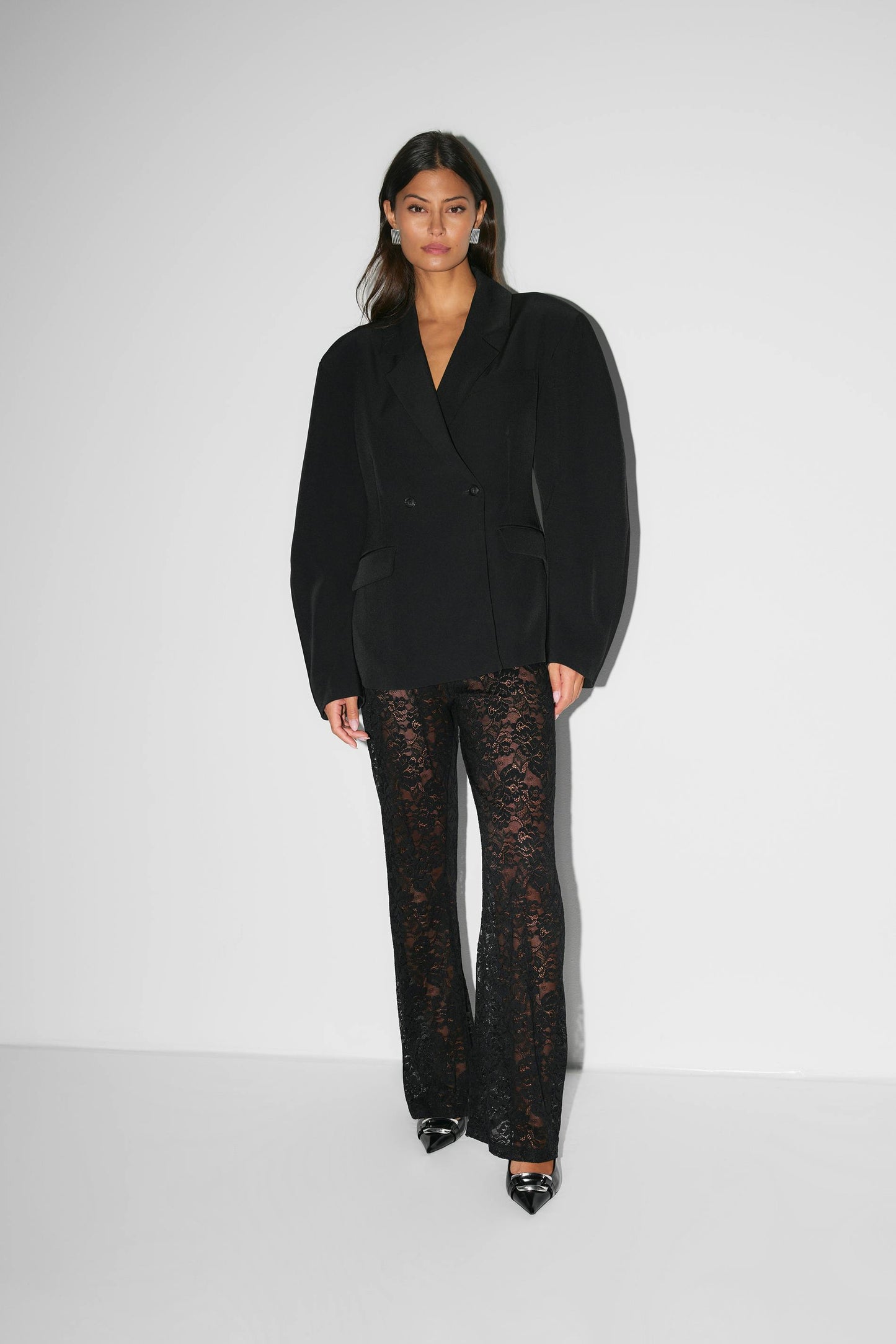 Elegante Damen Hose Spitze Weitbein Design
