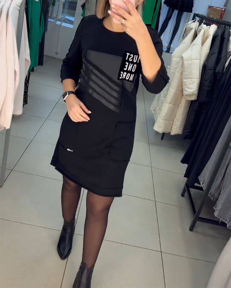 Elegantes Etuikleid Mit Tasche