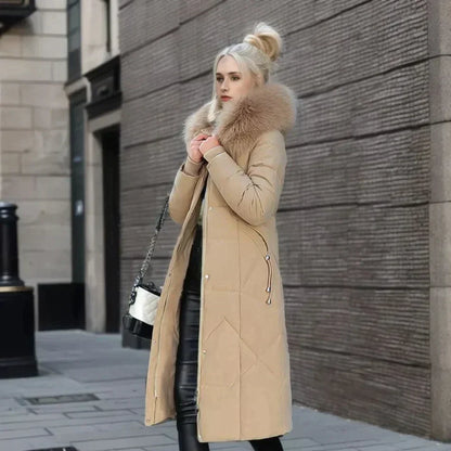 Stylischer Trenchcoat Weiß Fell Mantel