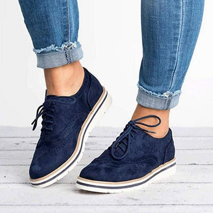 Stylische Lederschnürschuhe Damen
