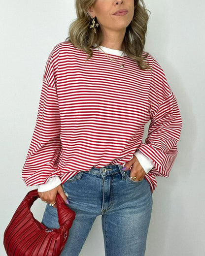 Stylischer Übergrößer Pullover Streifenmuster