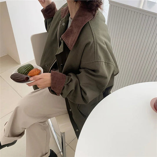 Stylische Damenjacke Vintage Look Große Taschen - IdealeKleiden