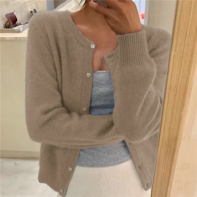 Weiche Damenstrickjacke Bequem