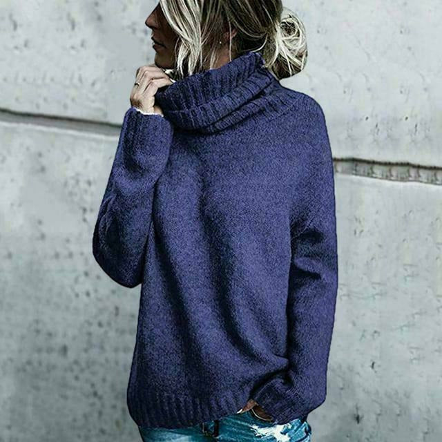 Warmes Strickkleid Rollkragen Design