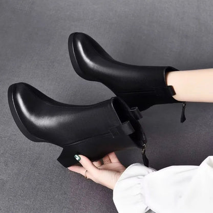 Elegante Damen Stiefel High Heel Spitze
