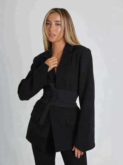 Stilvoller Blazer mit Gürtel Detail