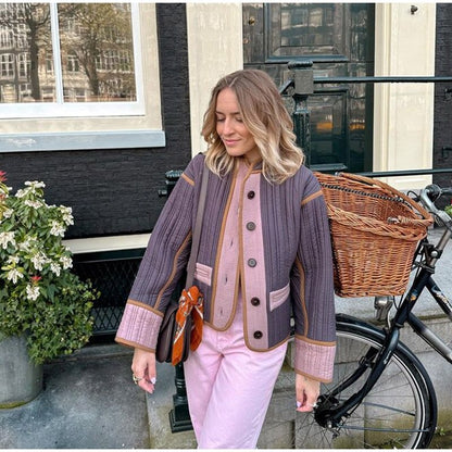 Moderne Damenjacke Übergangszeit mit Knöpfen