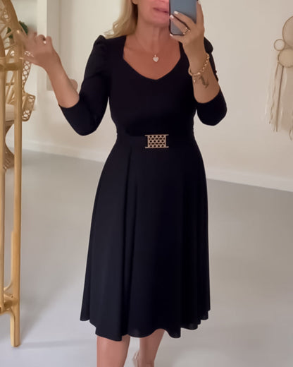 Eleganter Frauenrock Mit Taillenbetonung - IdealeKleiden