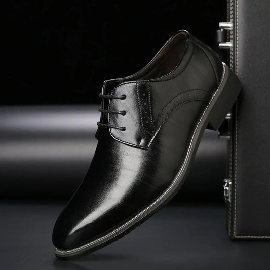 Herren Anzugschuhe Leder Klassisch Brogue Design - IdealeKleiden