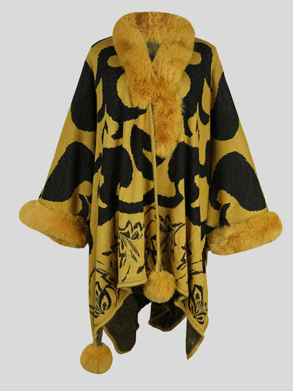 Stilvolles Winterponcho mit Trend-Druck