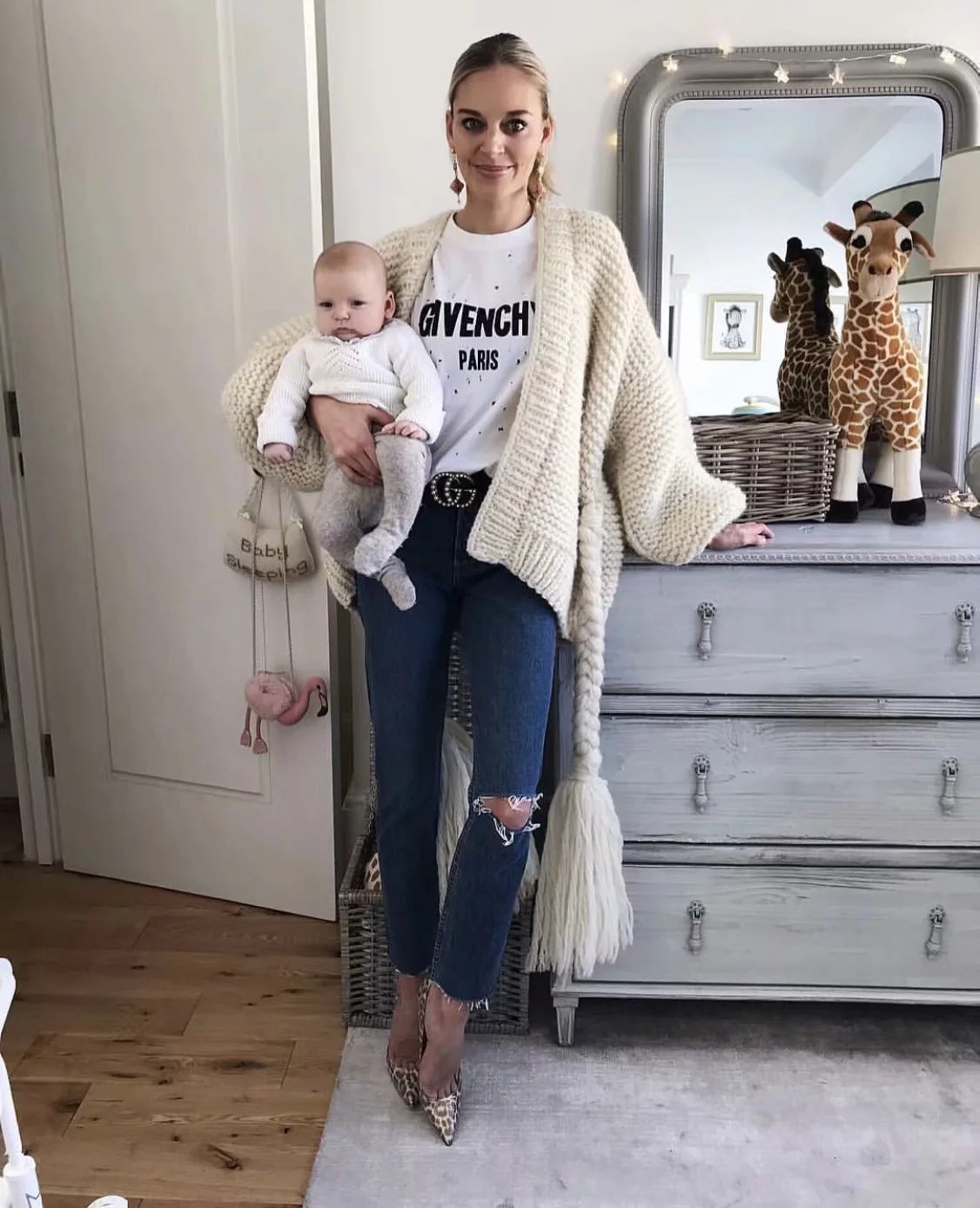 Große Strickjacke Übergröße Langarm mit Taillengürtel