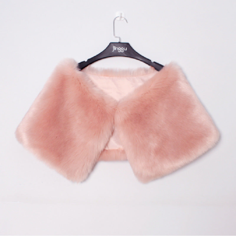 Damen Pelzcape Elegant Weich Voluminös