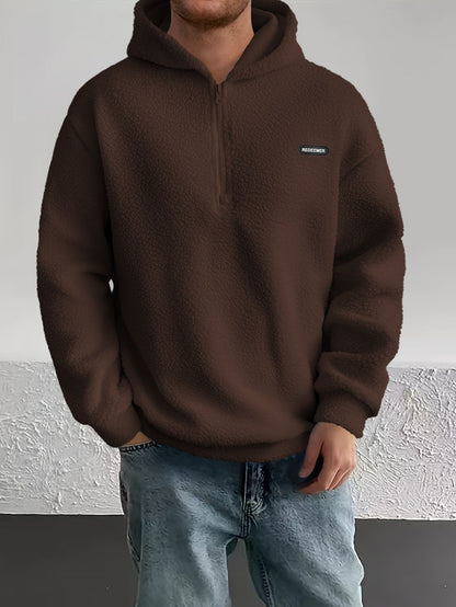 Stylischer Herren Hoodie mit Pelzkapuze