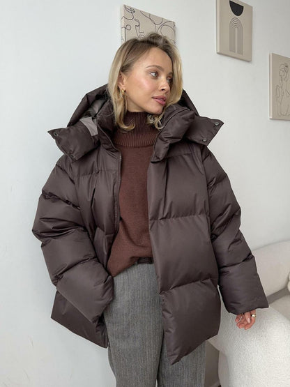 Modische Frauenjacke Kurz Kapuzenstyle