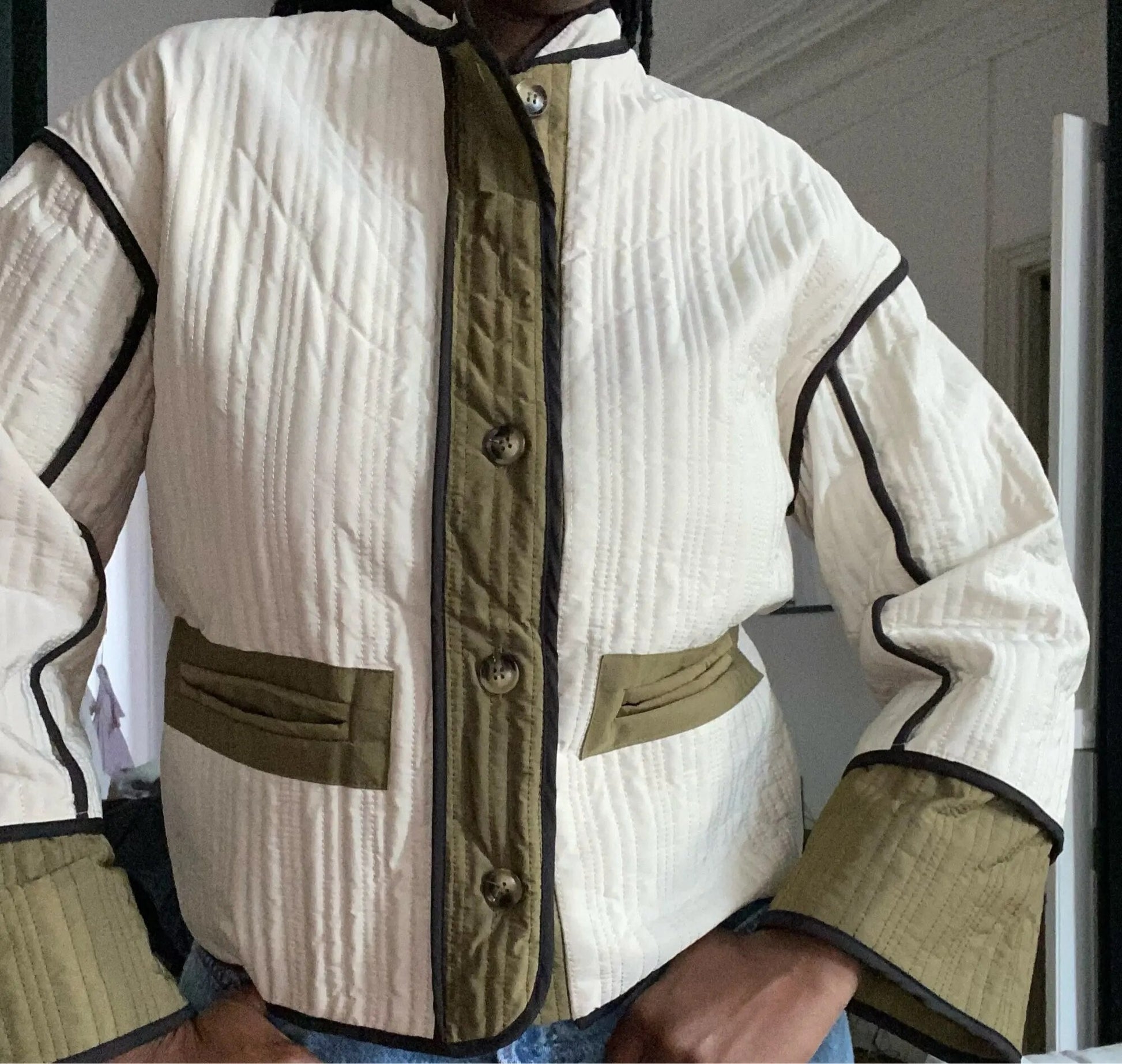 Stylische Damenjacke Modern Schnitt - IdealeKleiden