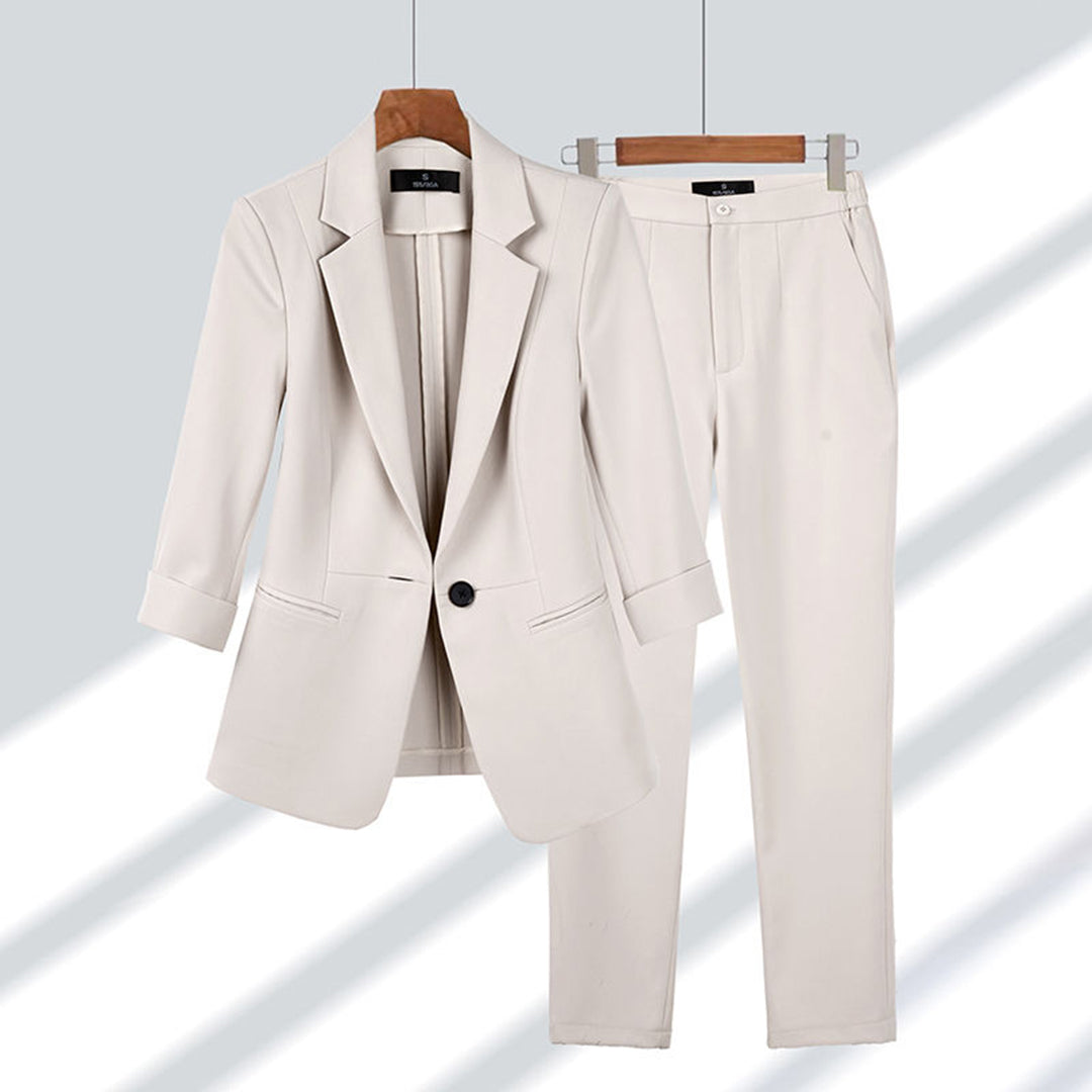 Elegante Damenkleidung Ensemble