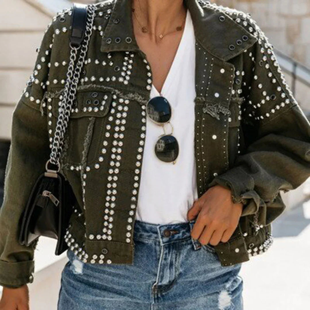 Stylische Lederjacke Mit Nieten
