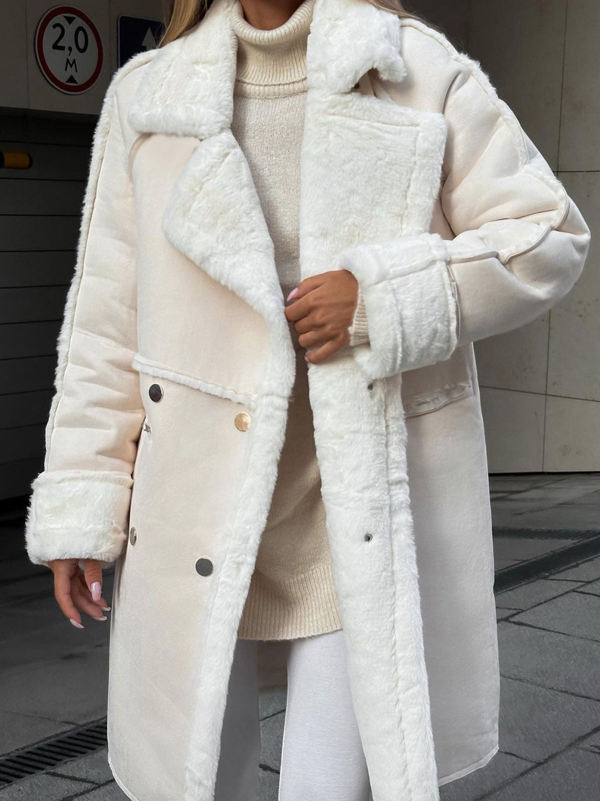 Übergrößer Mantel Faux Fur Knielang Modern
