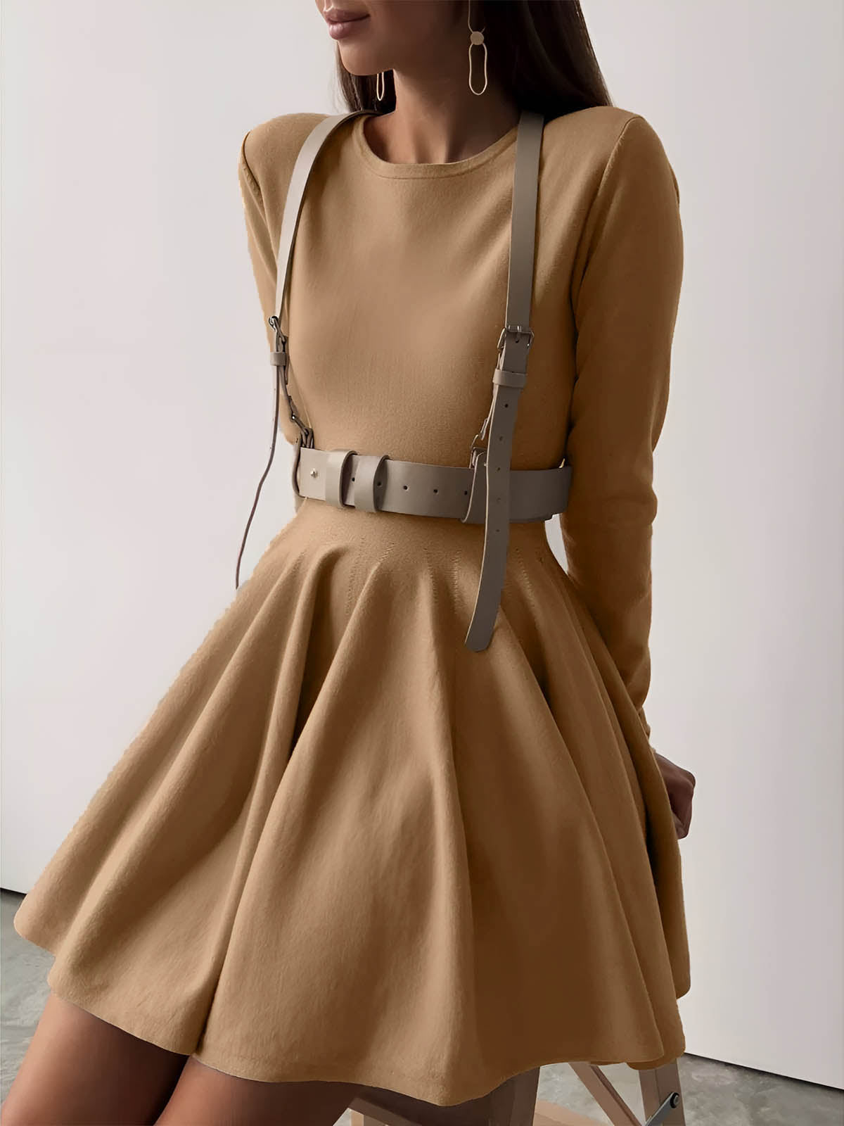 Damen Minikleid Elegant Kurz Ärmel Schnitt
