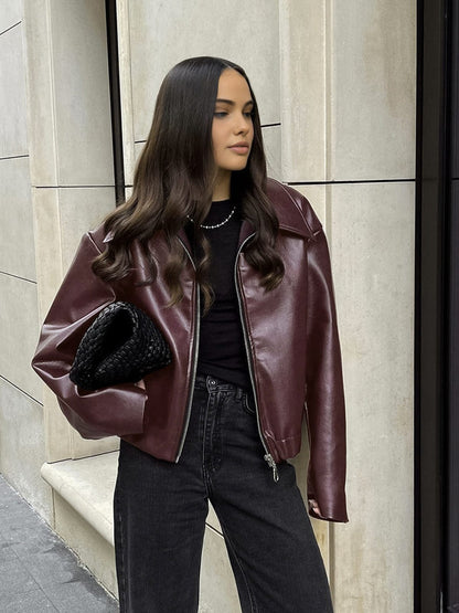 Stylische Lederjacke Rot Elegant und Zeitlos - IdealeKleiden