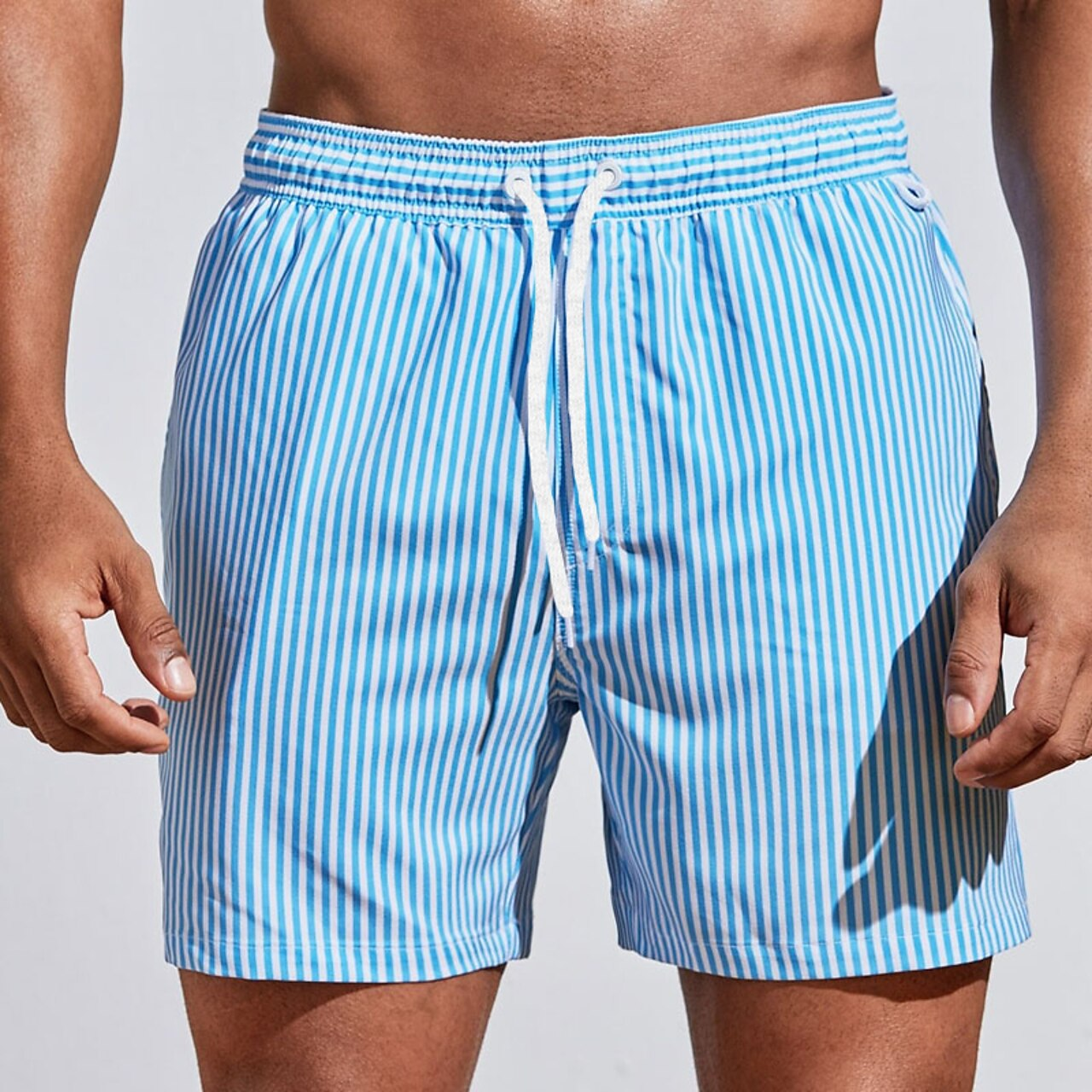 Herren Badeshorts Streifen Elastisch Strand