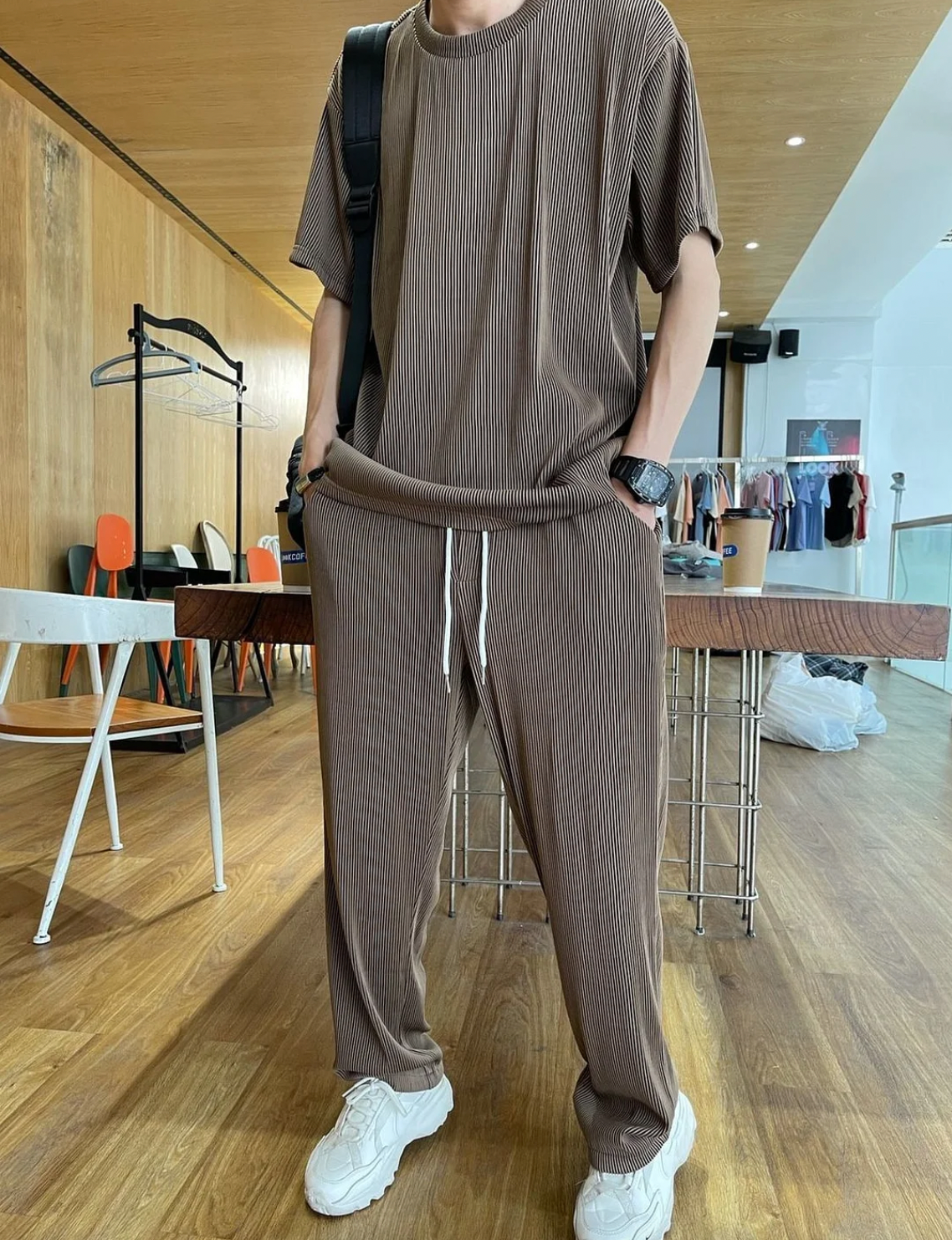 Modisches T-Shirt-Hose-Set Elegant